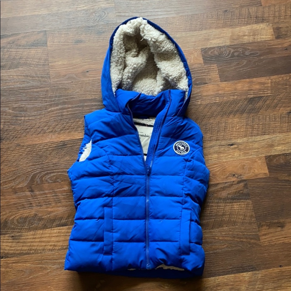 Abercrombie kids fluffy vest